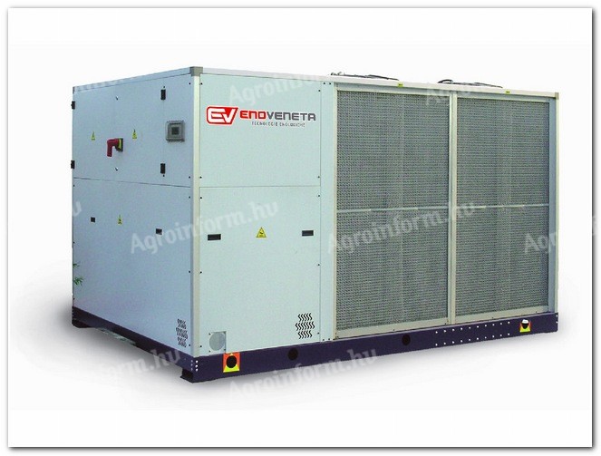 ENOVENETA TB-1002-PC 189.200 kcal/h (220 kW) típusú kompakt léghűtéses hűtő-fűtő aggregát