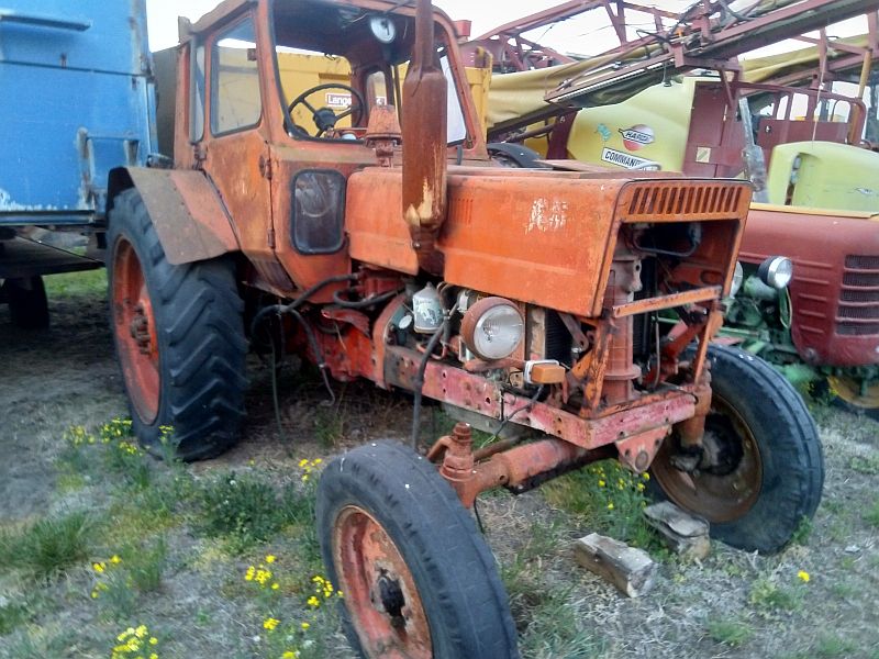 Mtz 80 kisfülkés traktor