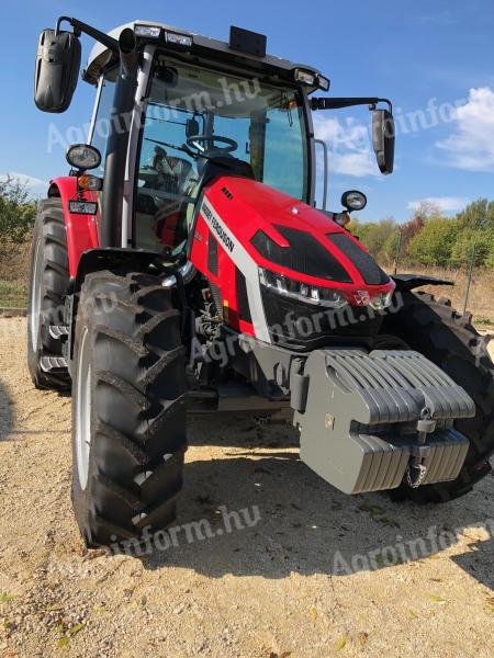 Massey Ferguson 5S.105 Dyna-6 Efficient traktor KÉSZLETRŐL