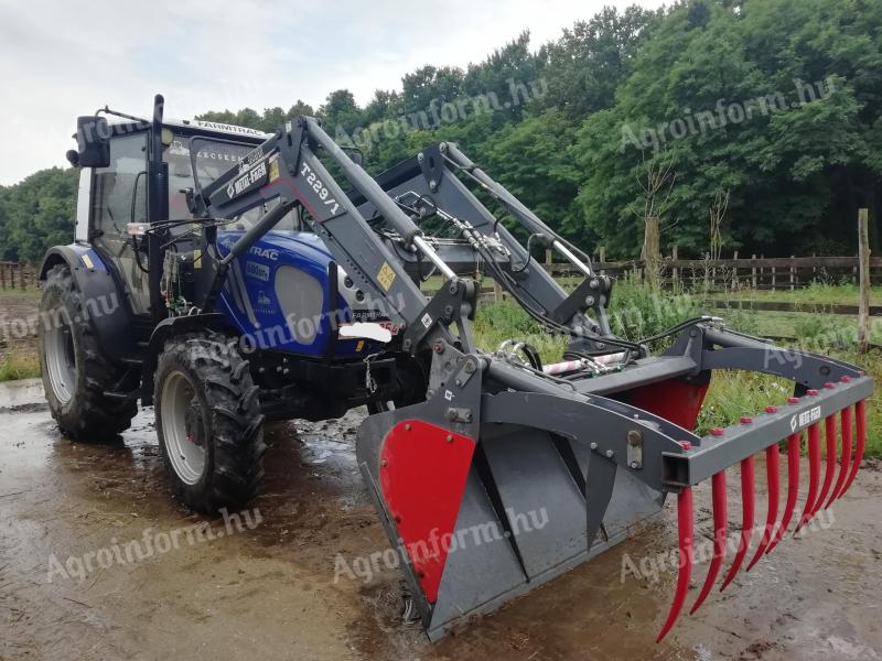 FARMTRAC 680 Dtn Traktor homlokrakodóval és 3 adapterrel eladó