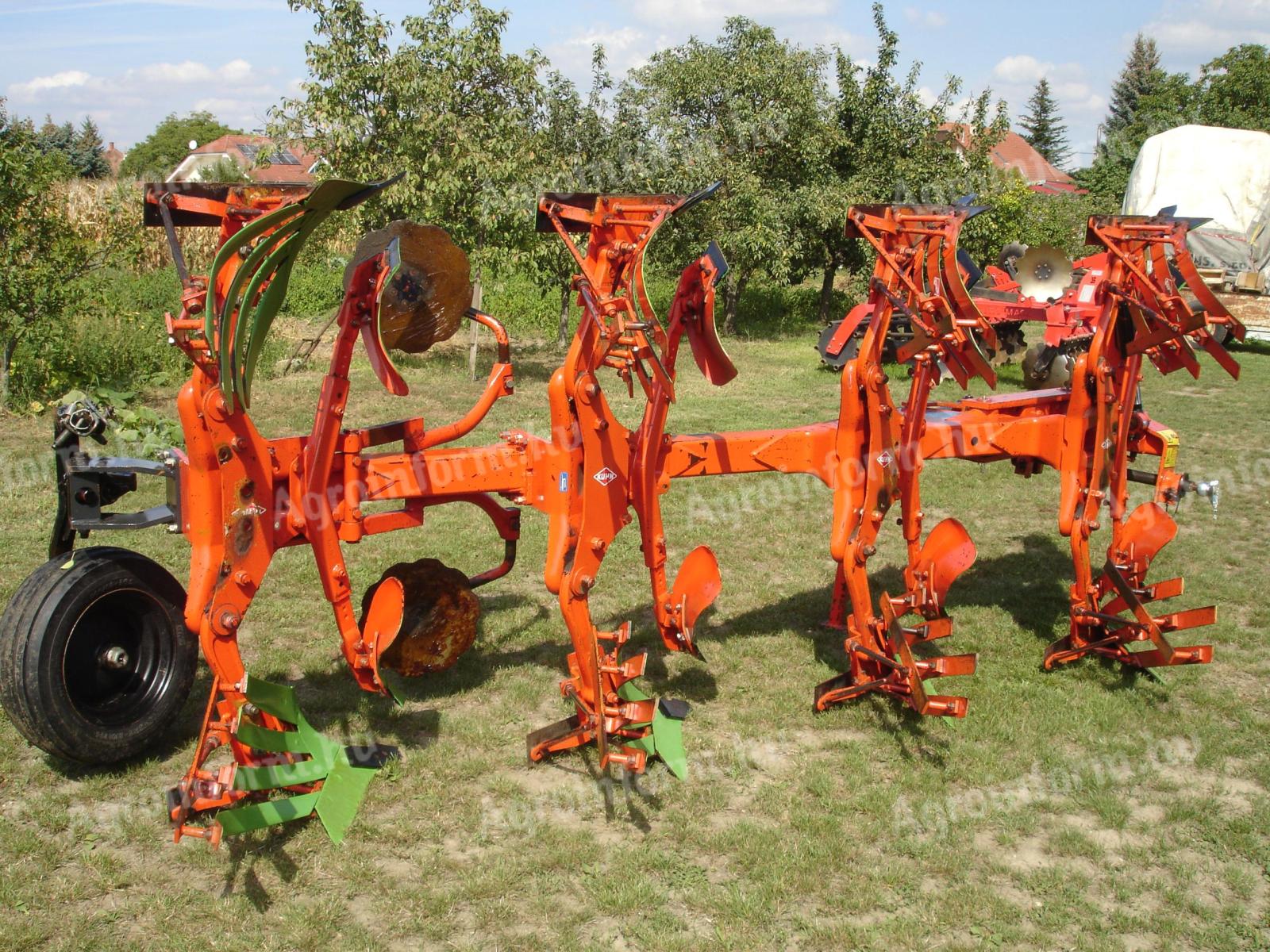 Kuhn Master 120 3+1 Váltvaforgato eke - Szlovákia,Deáki - Agroinform.hu