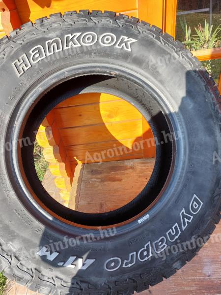 Hankook gumi terepjáróra 2 db