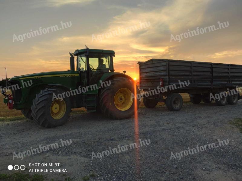 John Deere 8320