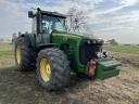 John Deere 8320