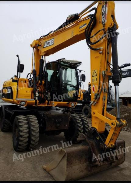 JCB JS 145 W gumikerekes kotrógép