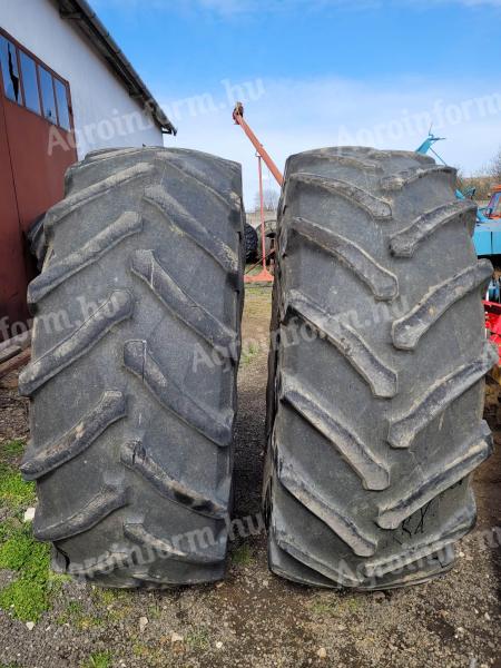 650/85R38 használt traktor gumi eladó
