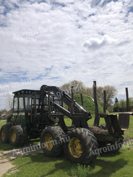 Timberjack Forwarder kihordó közelítő