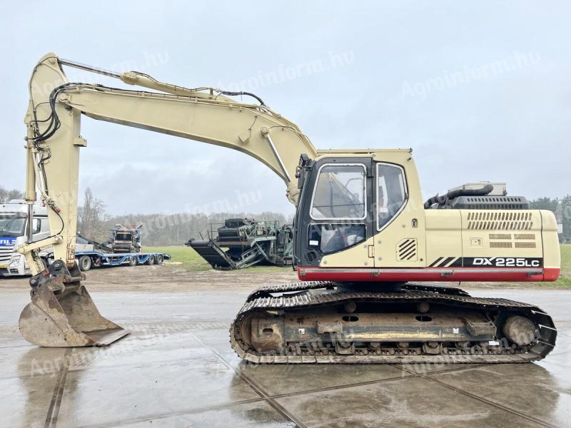 Doosan DX225LC-3 / 2014 / 12000üó / Klíma / Lízing 20%-tól