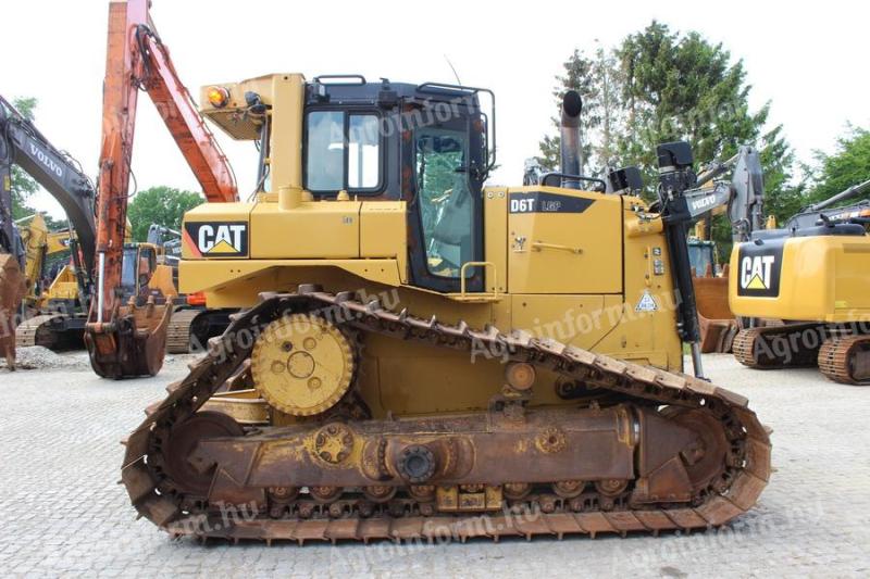 Caterpillar D6T LGP / 2014 / 10.000üó / Lízing 20%-tól