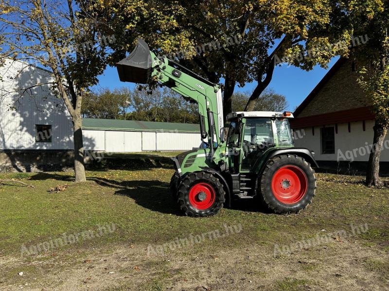 Eladó egy Fendt 312 Vario traktor Alö Quicke Q56 homlokrakodóval