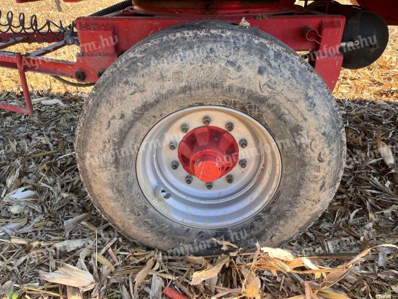 13.00-22,5 felnik, 425/65r22,5 használt gumikkal