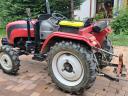 AMS traktor eladó