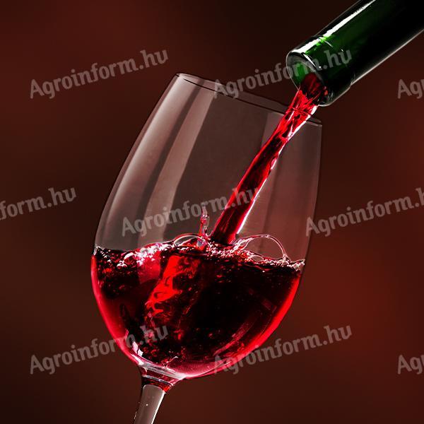 Minőségi termelői vörösbor eladó (Balatonfelvidéki Zweigelt)