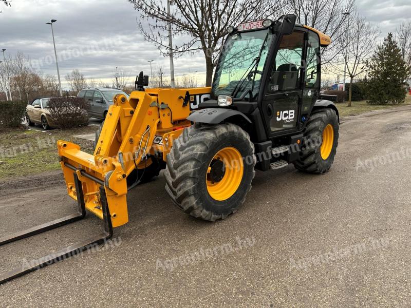 JCB 541-70 Agri Plus (8408 üzemórás)