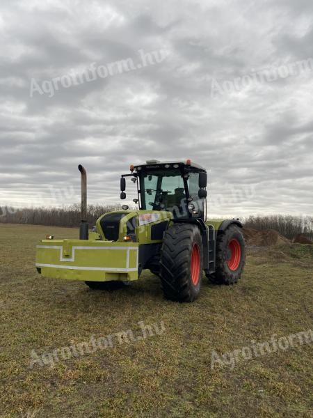 Claas xerion 3300