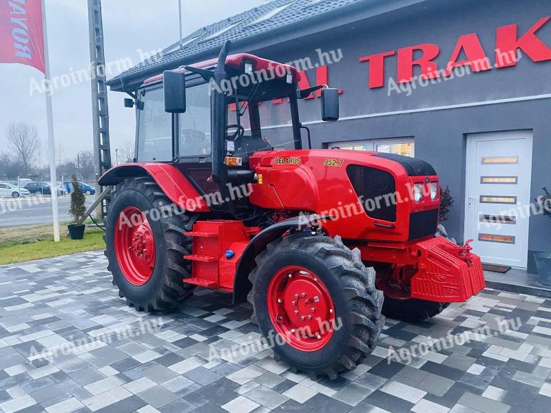 BELARUS MTZ 952.7 - ELÉRHETŐ RAKTÁRKÉSZLETRŐL - ROYAL TRAKTOR