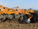 Forgatás nélküli talajműveléshez MoroAratri Crabber 300 kultivátor