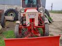 Vlagyimirec T25 traktor,  tololappal,  müszakival elado