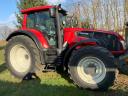 Valtra T213V Twintarc traktor + AHWI M550-2410 erdészeti zúzó