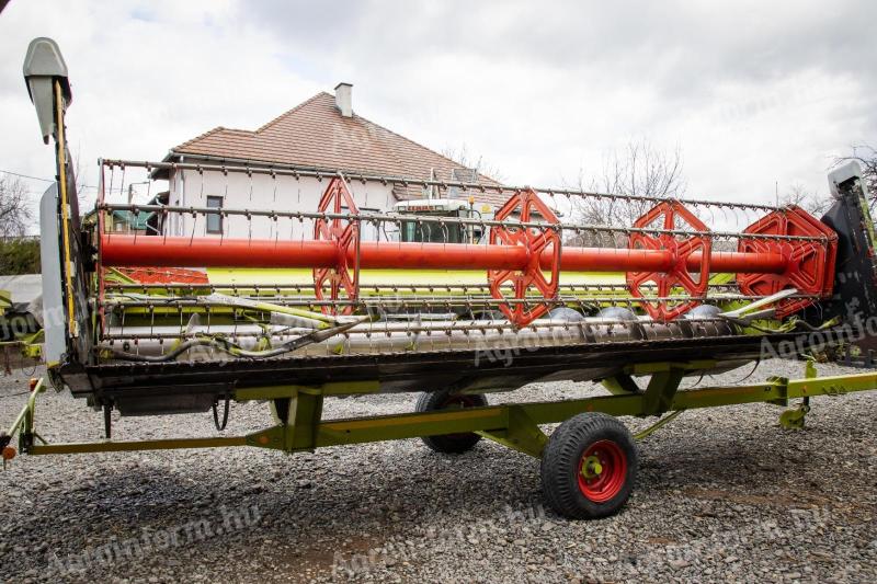 C600 Claas Lexion vágóasztal