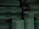 Zöld PVC-s drótfonat,  huzal,  vadháló,  drótháló,  oszlop,  kapu,  kerítés