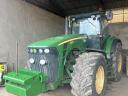 John Deere 8230