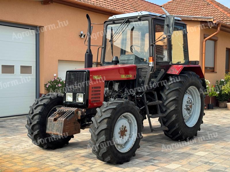 Belarus MTZ 820.2 traktor