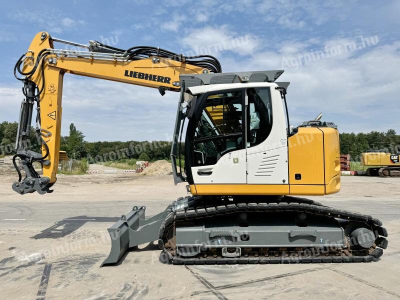 Liebherr R914 Compact / 2020 / 2000 óra / Lízing 20%-tól