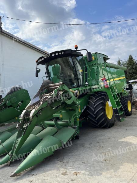 John Deere W660i HillMaster 4WD kombájn eladó