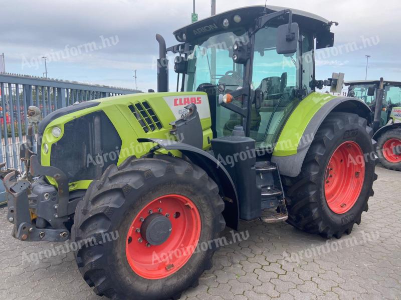 Claas Arion 620 CIS traktor