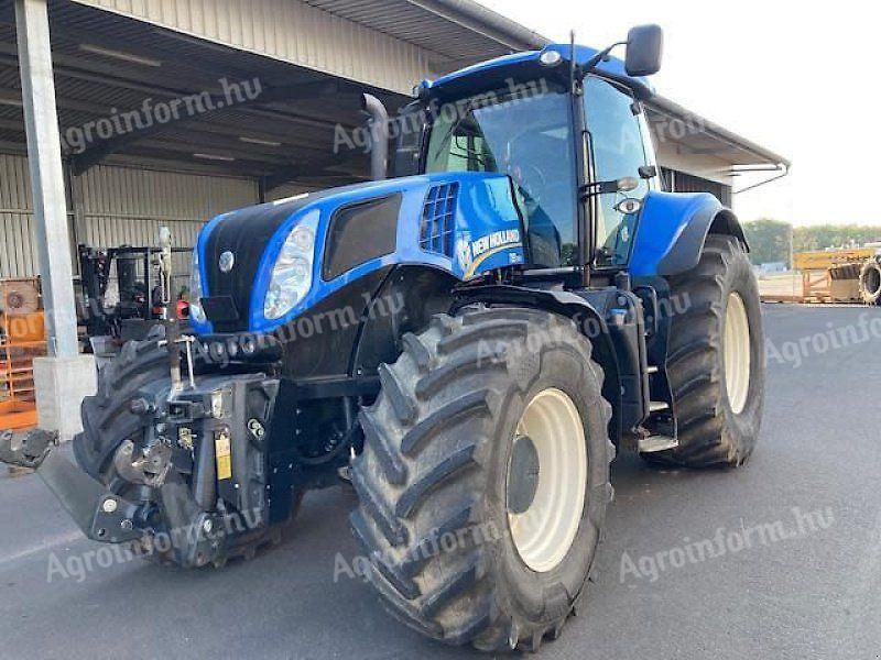 New Holland T8.330 traktor