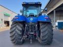 New Holland T8.330 traktor