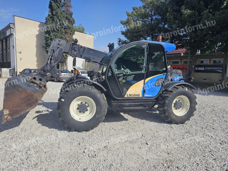 Teleszkópos rakodógép New Holland LM5040