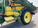 John Deere 832 szántóföldi permetező