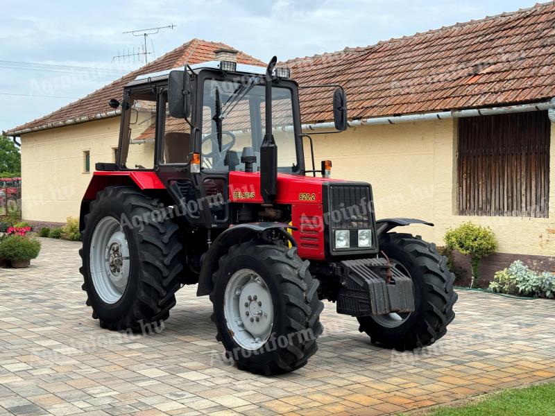 Belarus MTZ 820.4 820.2 traktor