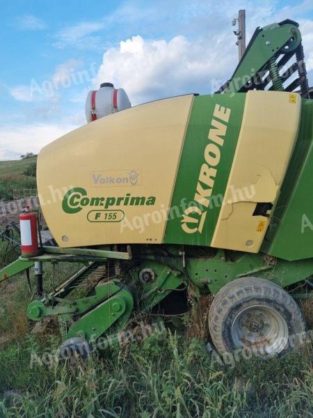 Krone Comprima F155 bálázó