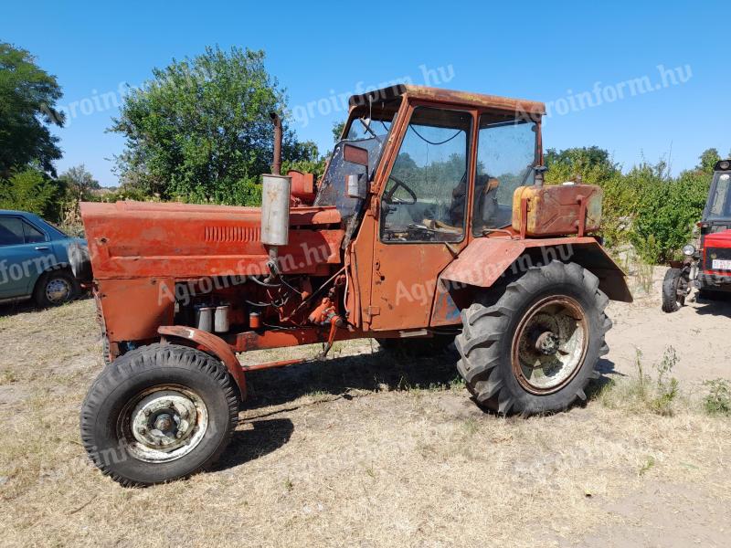 Zetor motoros traktor