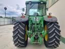 John Deere 8120