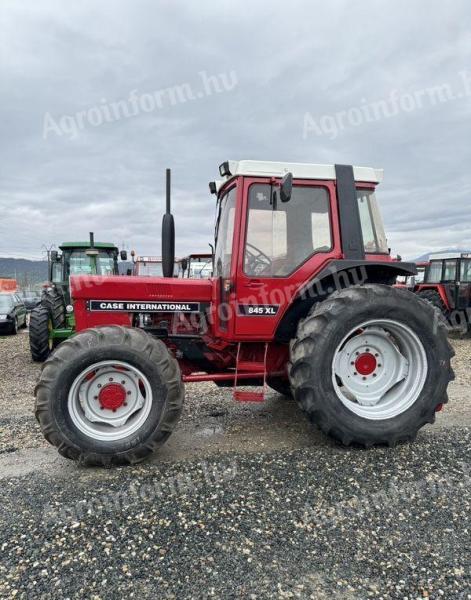 Case IH 845 XL