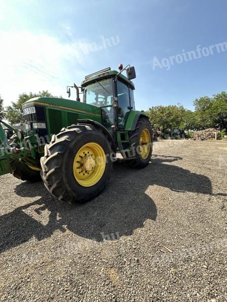 John Deere 7700