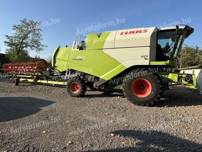 Claas Tucano 450 Vario 660