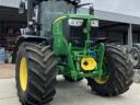 John Deere 6195M