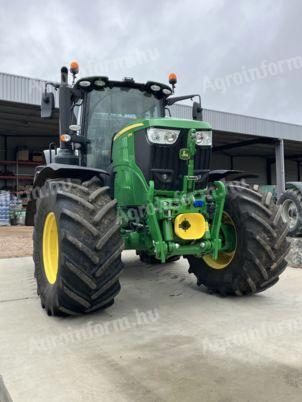 John Deere 6195M