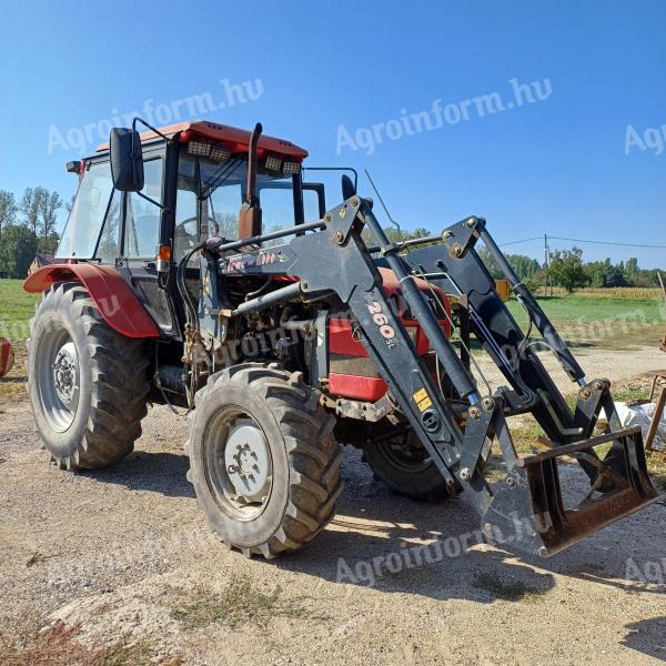 Mtz 920.3 homlokrakodóval