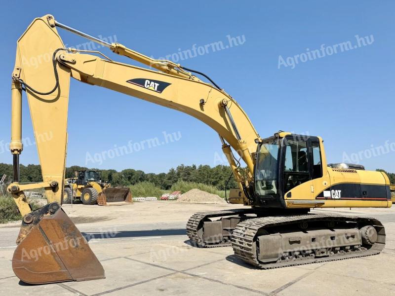 Caterpillar 330CL / 2002 / 8000 óra / klíma