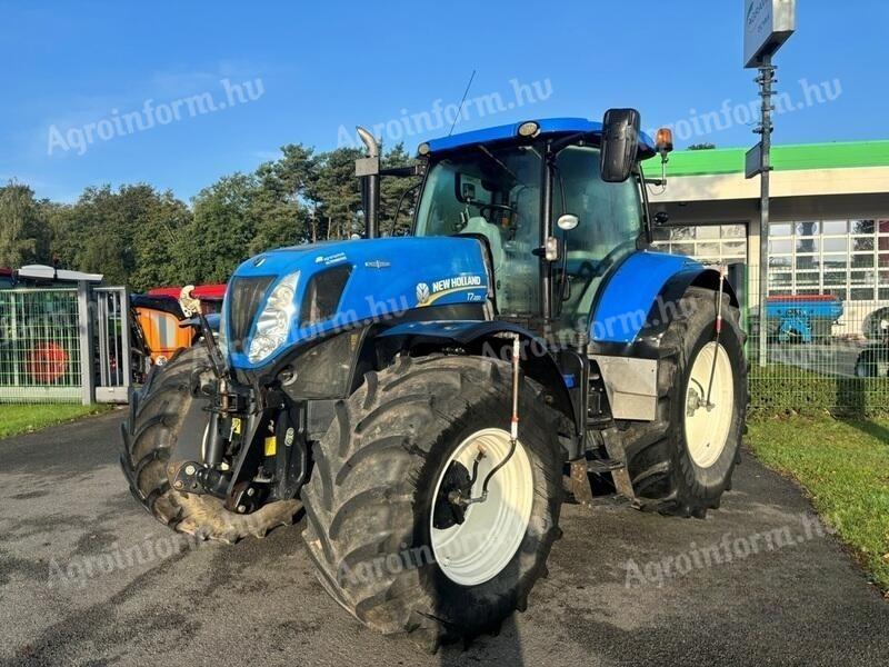 New Holland T 7.220 Auto Command traktor