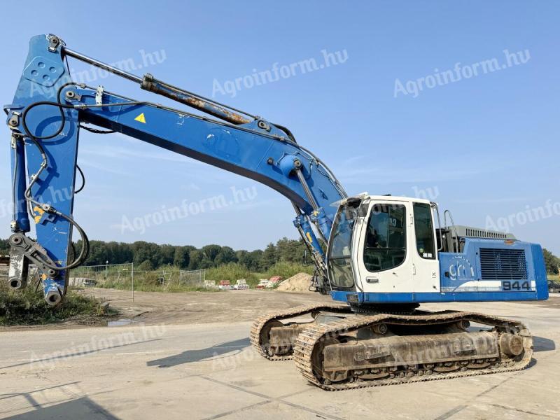 Liebherr R944 / 2008 / 17 400 óra / Klíma / Lízing 20%-tól