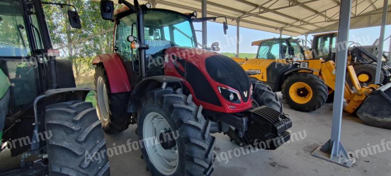 Valtra A124