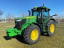 John Deere 7230R - traktor