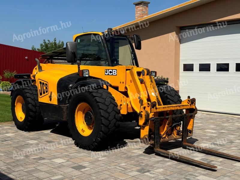 JCB Loadall 541-70 teleszkópos rakodógép